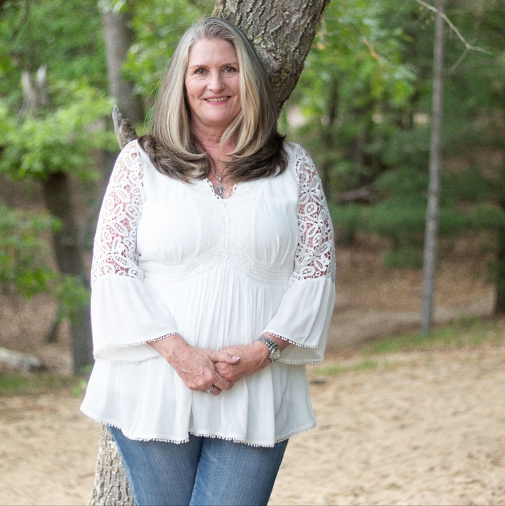 Meet your Posher, Pam